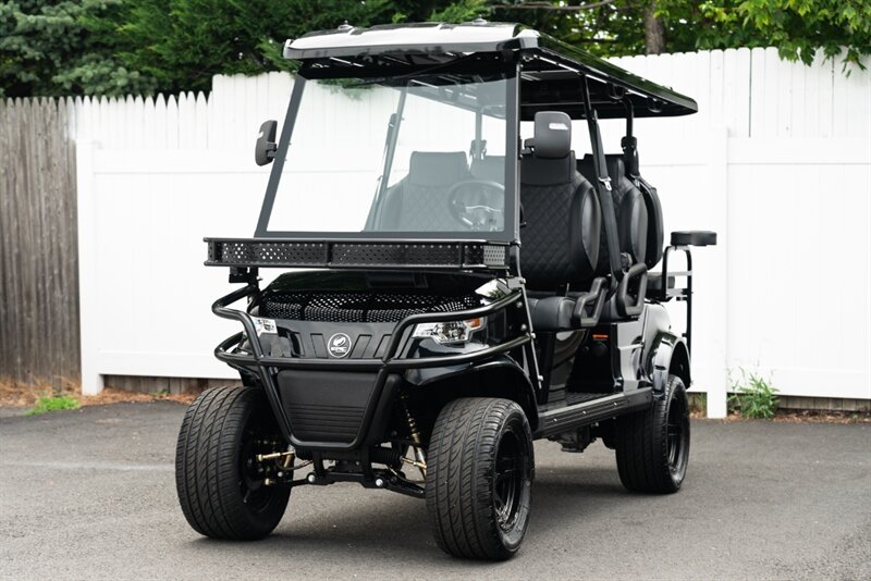 2025 EPIC E60L   - Photo 1 - Neptune City, NJ 07753