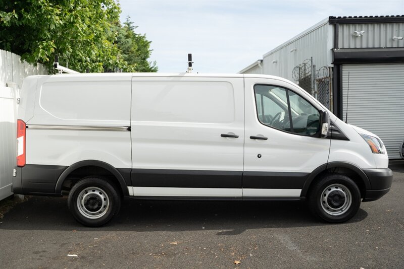 2017 Ford Transit 350 - Photo 7 - Neptune City, NJ 07753