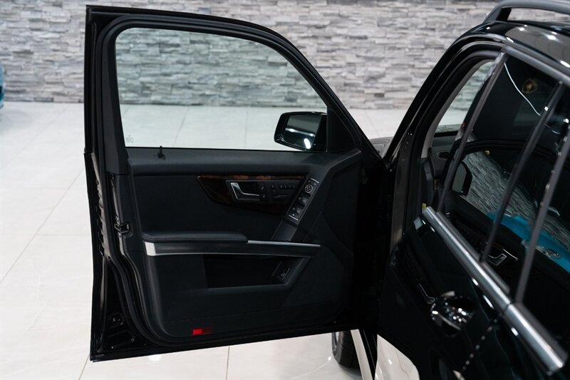 2013 Mercedes-Benz GLK GLK 350 4MATIC - Photo 53 - Neptune City, NJ 07753