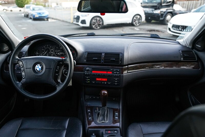 2002 BMW 3 Series 325i   - Photo 2 - Neptune City, NJ 07753