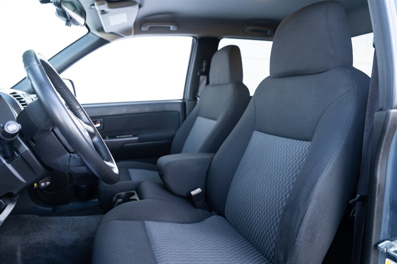 2009 Chevrolet Colorado LT - Photo 14 - Neptune City, NJ 07753