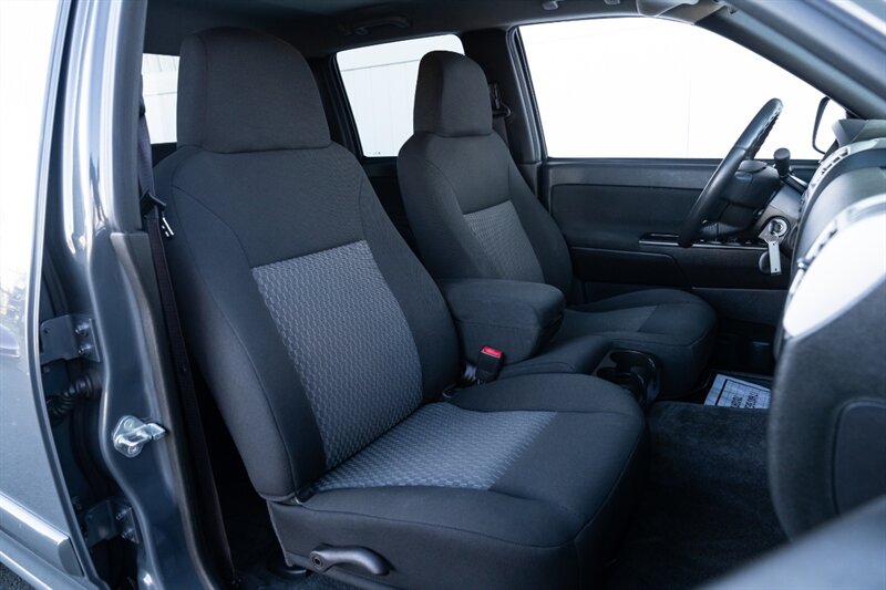 2009 Chevrolet Colorado LT - Photo 16 - Neptune City, NJ 07753