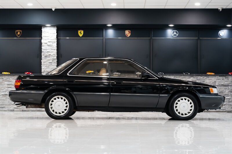 1990 Lexus ES 250 - Photo 8 - Neptune City, NJ 07753