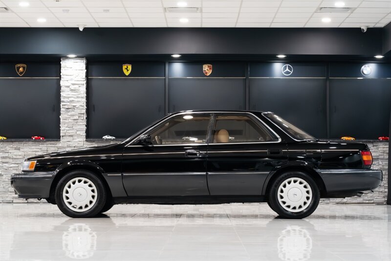 1990 Lexus ES 250 - Photo 3 - Neptune City, NJ 07753