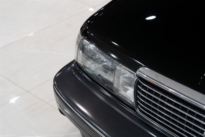 1990 Lexus ES 250 - Photo 29 - Neptune City, NJ 07753