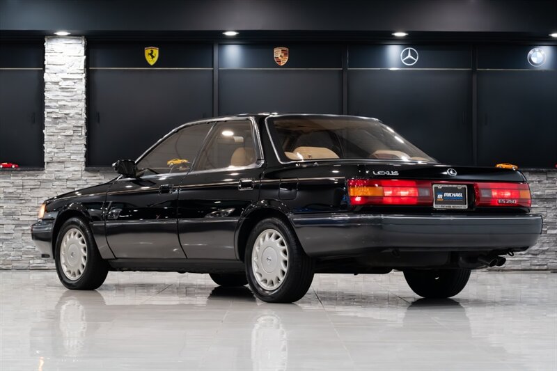 1990 Lexus ES 250 - Photo 4 - Neptune City, NJ 07753