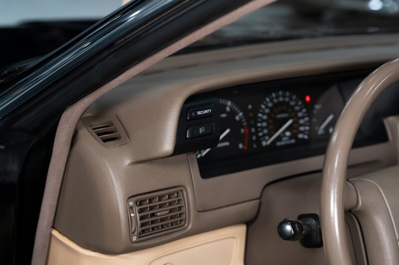 1990 Lexus ES 250 - Photo 23 - Neptune City, NJ 07753