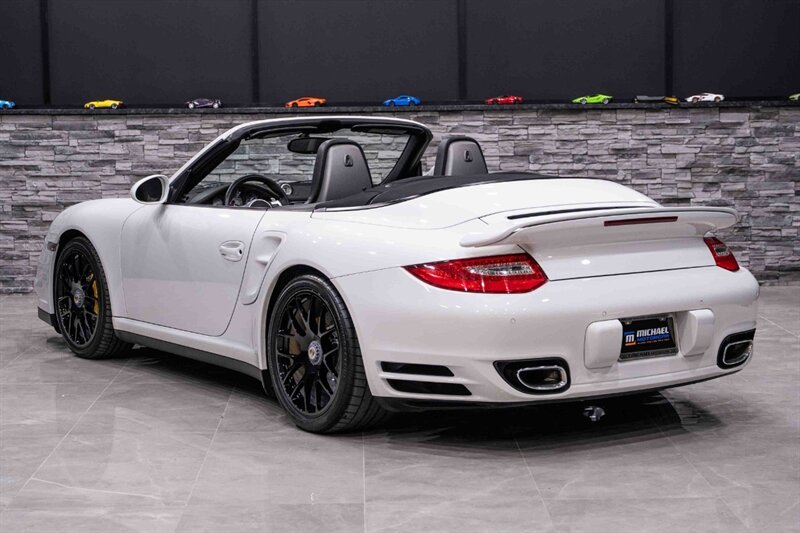 2011 Porsche 911 Turbo S   - Photo 37 - Neptune City, NJ 07753