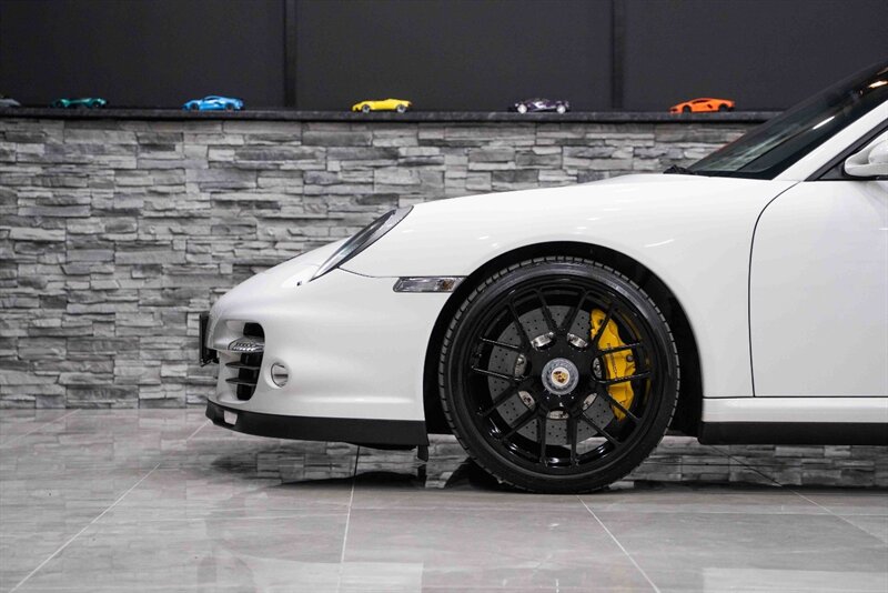 2011 Porsche 911 Turbo S   - Photo 63 - Neptune City, NJ 07753