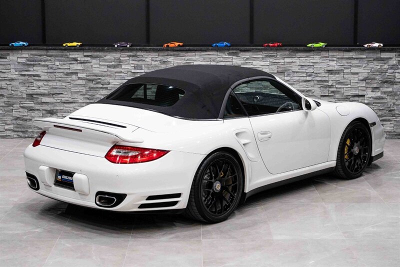 2011 Porsche 911 Turbo S   - Photo 16 - Neptune City, NJ 07753