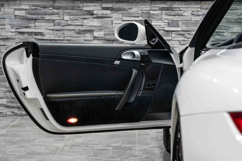 2011 Porsche 911 Turbo S   - Photo 56 - Neptune City, NJ 07753