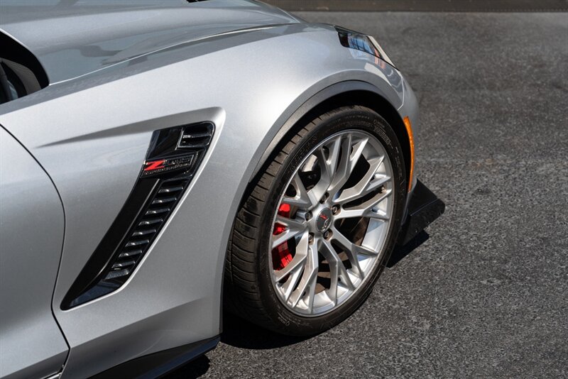 2015 Chevrolet Corvette Stingray 3LZ Z06 photo 39