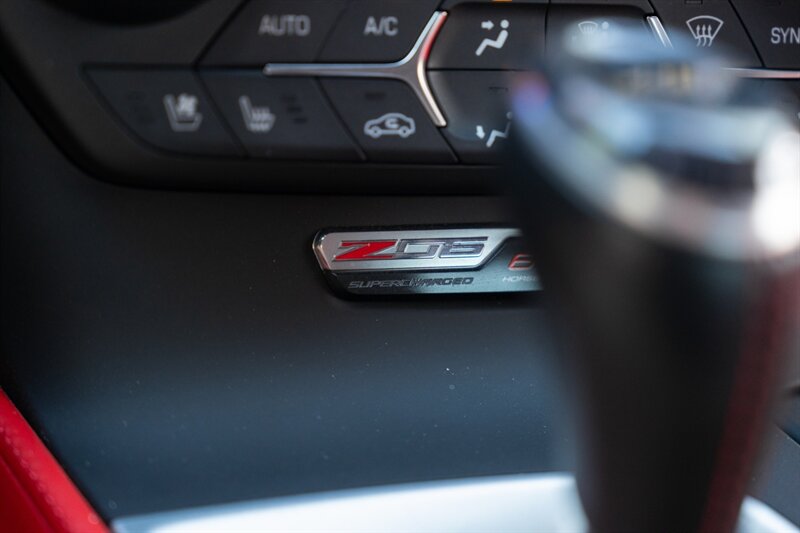 2015 Chevrolet Corvette Stingray 3LZ Z06 photo 24