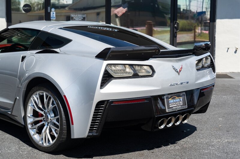 2015 Chevrolet Corvette Stingray 3LZ Z06 photo 35