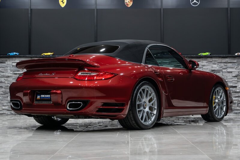 2011 Porsche 911 Turbo S  1 of 1 Turbo S Cabriolet - Photo 69 - Neptune City, NJ 07753
