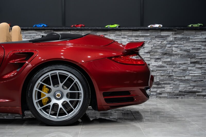 2011 Porsche 911 Turbo S  1 of 1 Turbo S Cabriolet - Photo 76 - Neptune City, NJ 07753