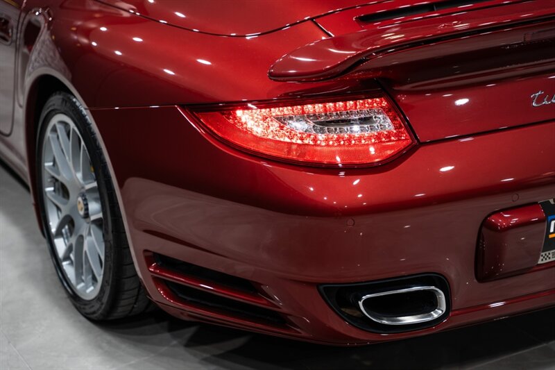 2011 Porsche 911 Turbo S  1 of 1 Turbo S Cabriolet - Photo 85 - Neptune City, NJ 07753