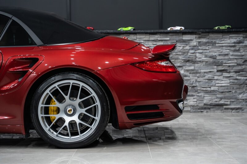 2011 Porsche 911 Turbo S  1 of 1 Turbo S Cabriolet - Photo 72 - Neptune City, NJ 07753