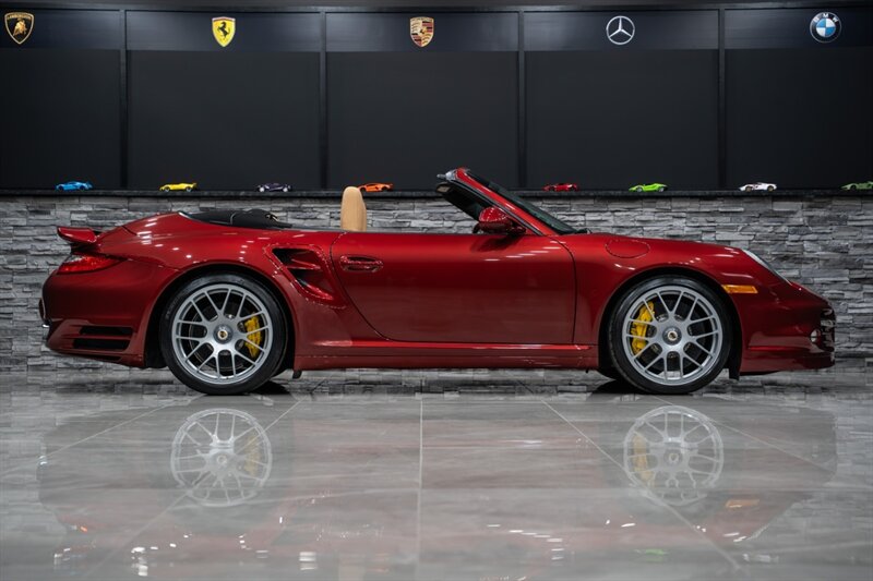 2011 Porsche 911 Turbo S  1 of 1 Turbo S Cabriolet - Photo 7 - Neptune City, NJ 07753