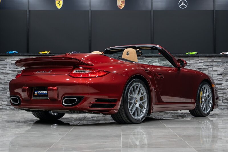 2011 Porsche 911 Turbo S  1 of 1 Turbo S Cabriolet - Photo 70 - Neptune City, NJ 07753