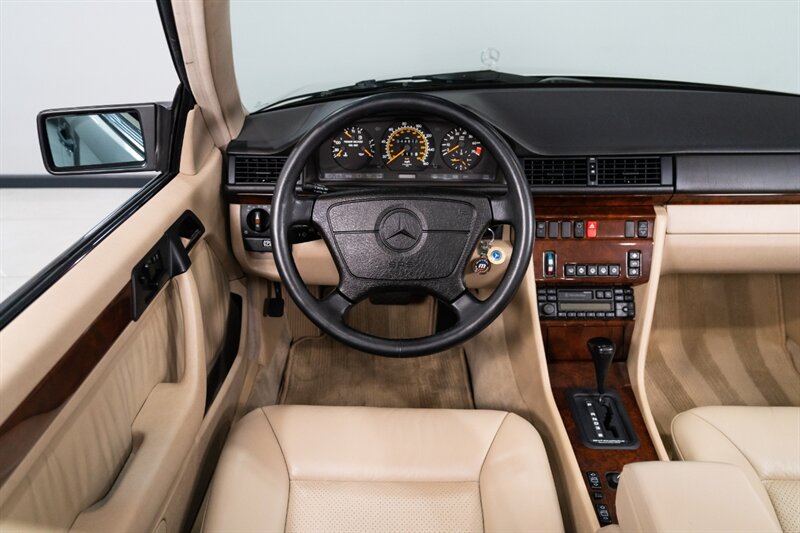 1994 Mercedes-Benz E 320   - Photo 11 - Neptune City, NJ 07753