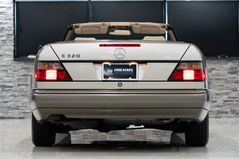 1994 Mercedes-Benz E 320   - Photo 5 - Neptune City, NJ 07753