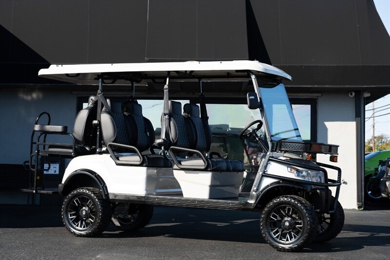 2025 EPIC E60L   - Photo 22 - Neptune City, NJ 07753