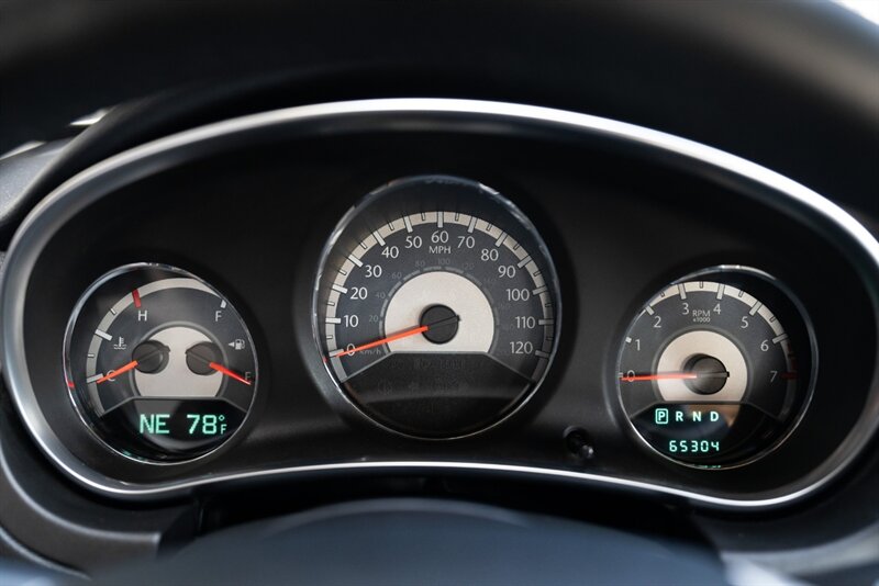 2011 Chrysler 200 Touring - Photo 10 - Neptune City, NJ 07753
