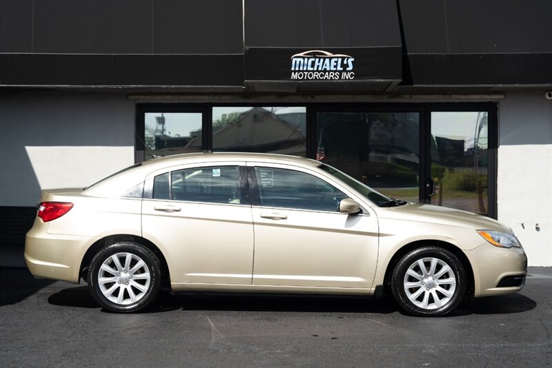 2011 Chrysler 200 Touring - Photo 30 - Neptune City, NJ 07753