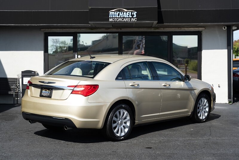 2011 Chrysler 200 Touring - Photo 29 - Neptune City, NJ 07753