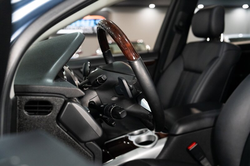 2010 Mercedes-Benz R 350 BlueTEC   - Photo 12 - Neptune City, NJ 07753