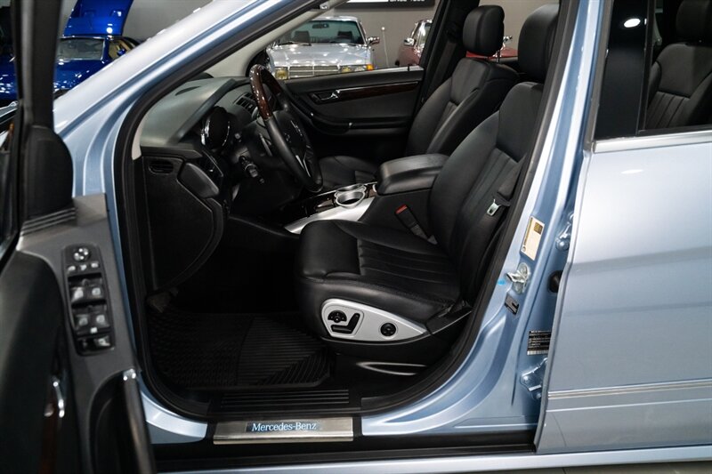 2010 Mercedes-Benz R 350 BlueTEC   - Photo 11 - Neptune City, NJ 07753