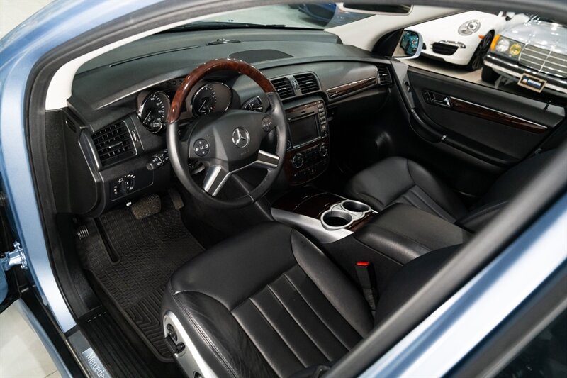 2010 Mercedes-Benz R 350 BlueTEC   - Photo 9 - Neptune City, NJ 07753