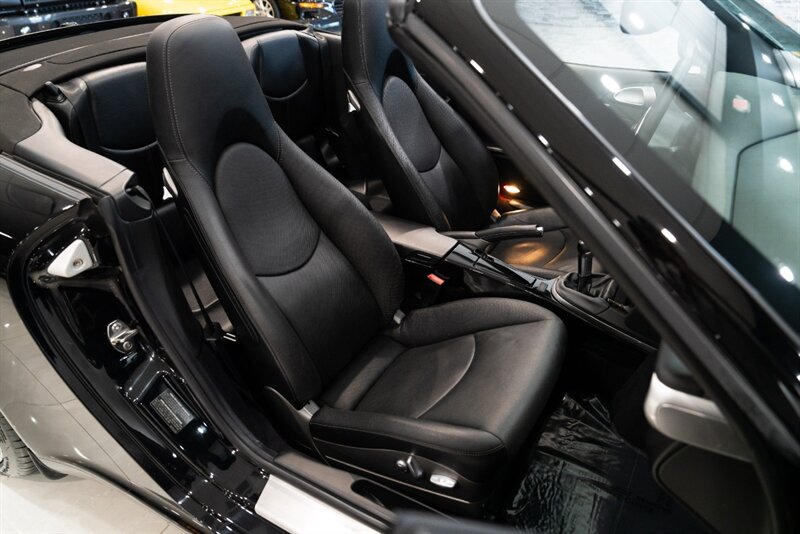 2012 Porsche 911 Black Edition - Photo 25 - Neptune City, NJ 07753