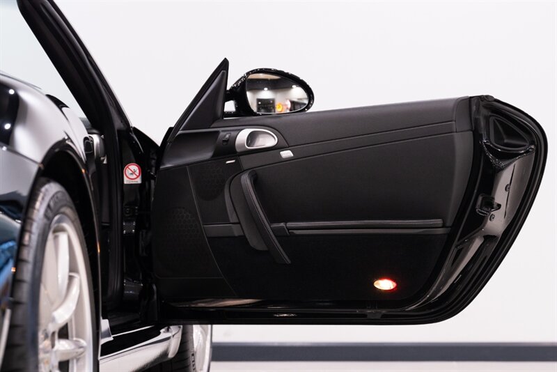 2012 Porsche 911 Black Edition - Photo 19 - Neptune City, NJ 07753