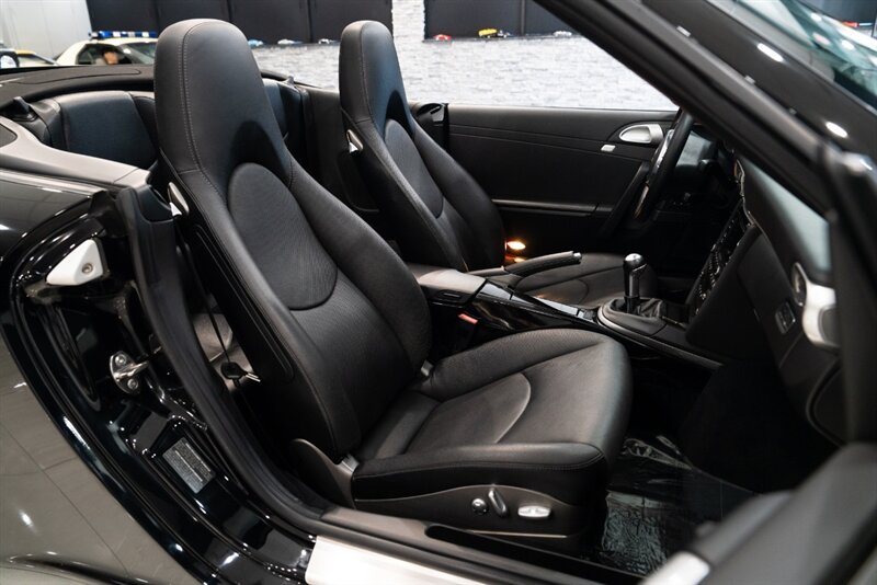 2012 Porsche 911 Black Edition - Photo 24 - Neptune City, NJ 07753