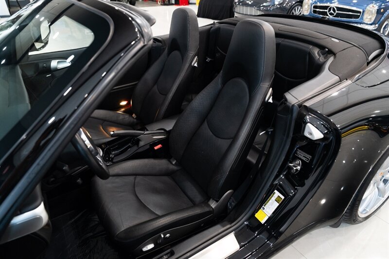 2012 Porsche 911 Black Edition - Photo 11 - Neptune City, NJ 07753