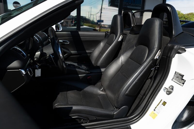 2015 Porsche Boxster   - Photo 14 - Neptune City, NJ 07753