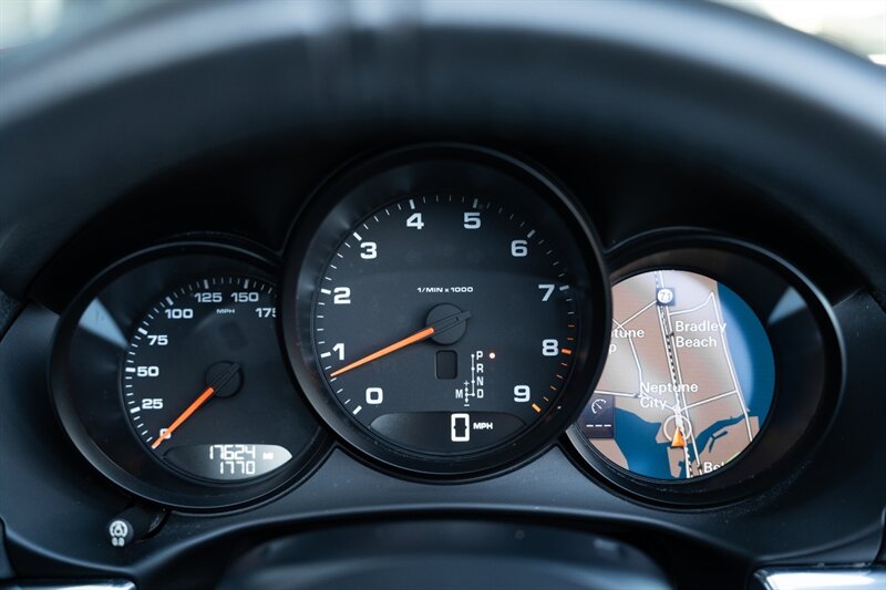 2015 Porsche Boxster   - Photo 11 - Neptune City, NJ 07753