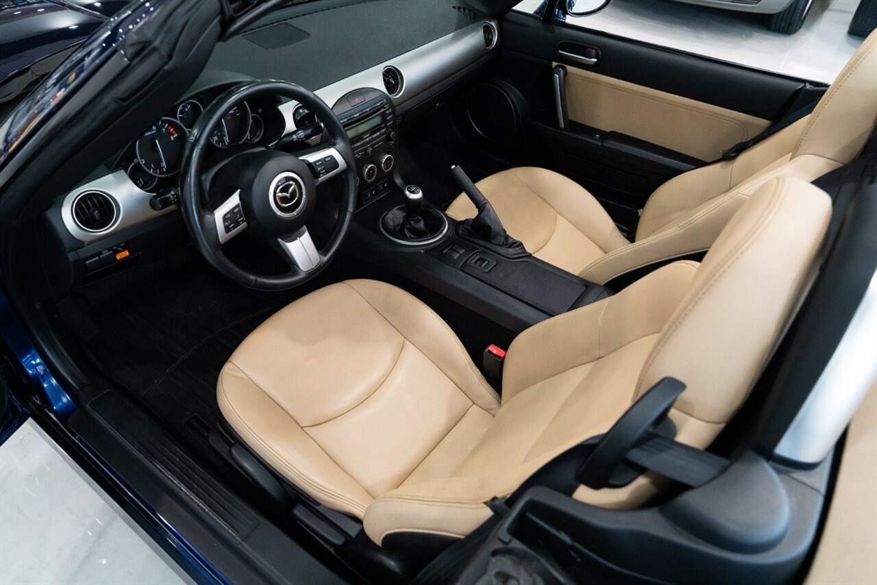 2011 Mazda MX-5 Miata Grand Touring   - Photo 10 - Neptune City, NJ 07753