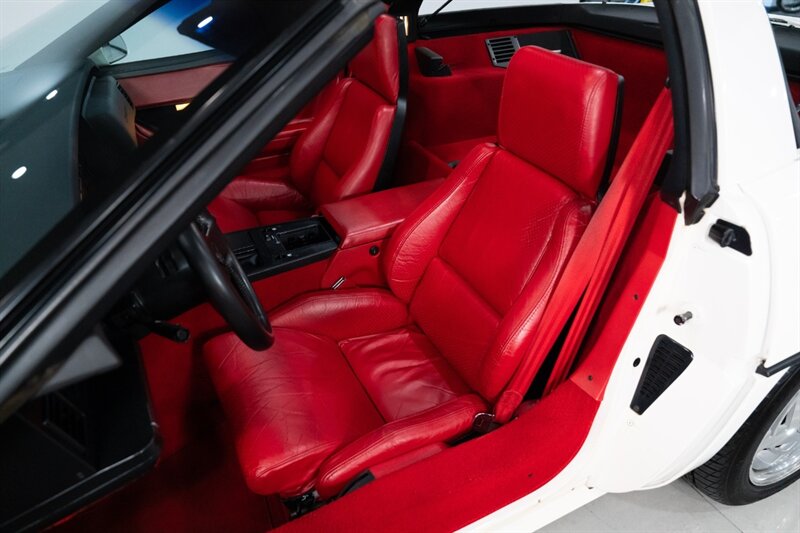 1988 Chevrolet Corvette - Photo 9 - Neptune City, NJ 07753