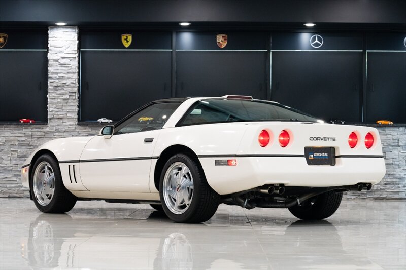 1988 Chevrolet Corvette - Photo 3 - Neptune City, NJ 07753