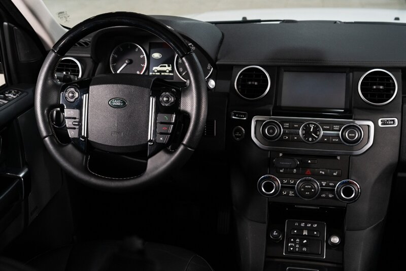 2016 Land Rover LR4 HSE   - Photo 9 - Neptune City, NJ 07753