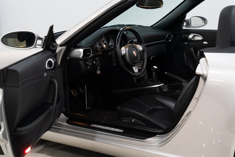 2007 Porsche 911 Carrera S   - Photo 17 - Neptune City, NJ 07753