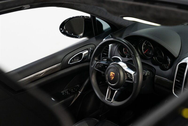 2015 Porsche Cayenne Turbo - Photo 29 - Neptune City, NJ 07753