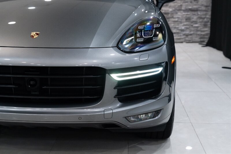 2015 Porsche Cayenne Turbo - Photo 51 - Neptune City, NJ 07753