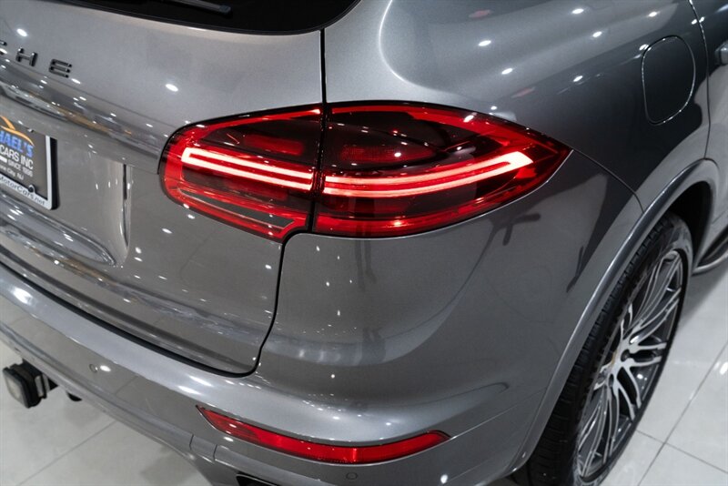 2015 Porsche Cayenne Turbo - Photo 53 - Neptune City, NJ 07753