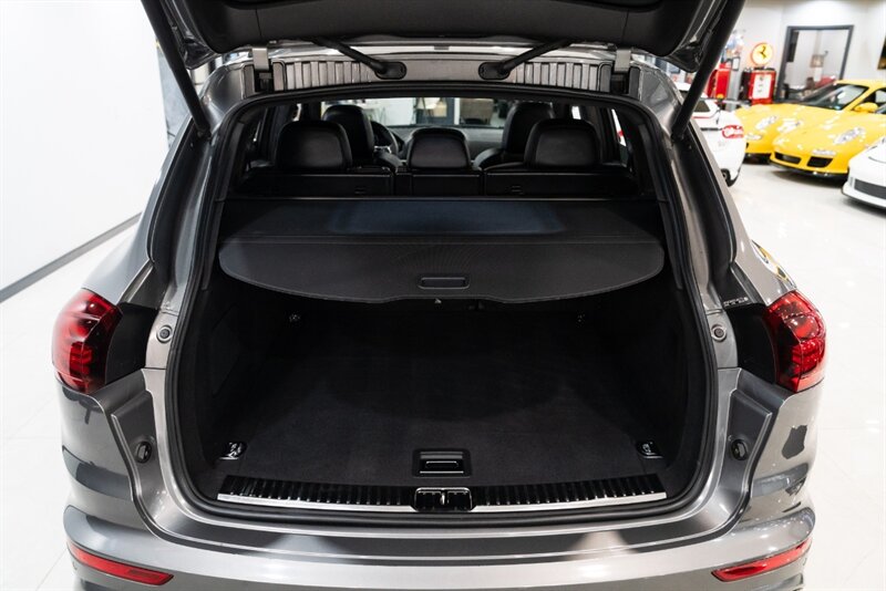 2015 Porsche Cayenne Turbo - Photo 38 - Neptune City, NJ 07753