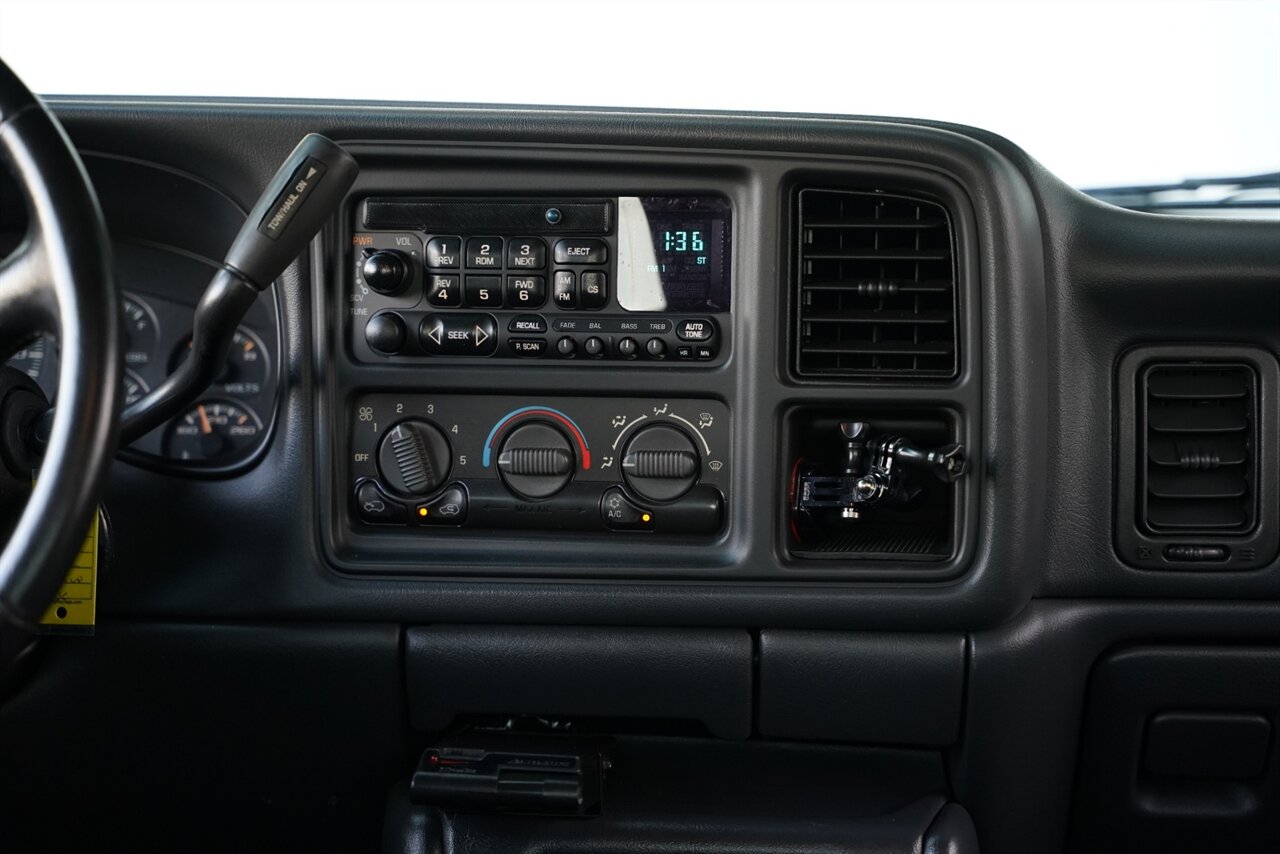 2001 GMC Sierra 2500 SL 4dr Crew Cab SL   - Photo 23 - Neptune City, NJ 07753