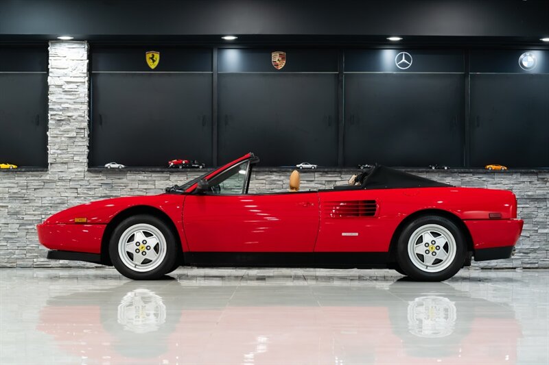 1989 Ferrari Mondial T Cabriolet   - Photo 3 - Neptune City, NJ 07753
